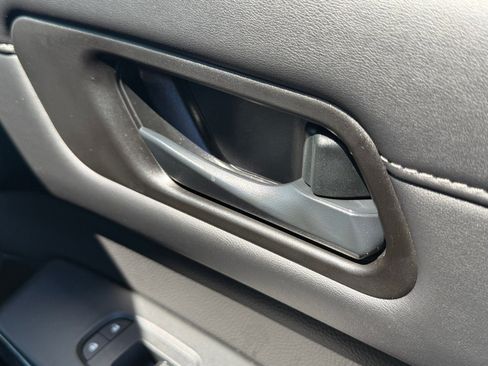 New 2025 Nissan Pathfinder SV w/ Cargo Package image 16