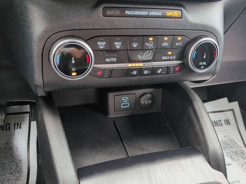 Certified 2023 Ford Escape Active AWD/4WD image 20