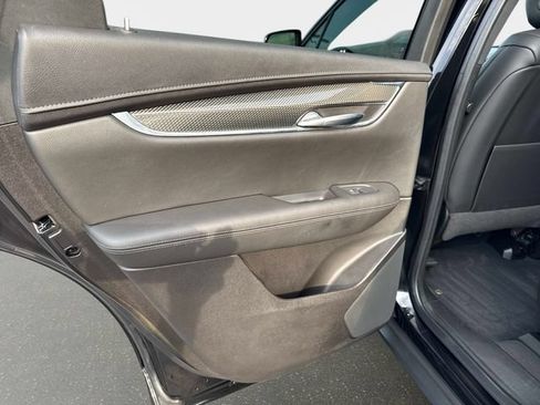 Used 2022 Cadillac XT5 Sportv AWD/4WD image 10