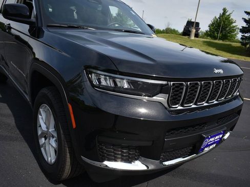 Used 2025 Jeep Grand Cherokee L Laredo w/ Luxury Tech Group I AWD/4WD image 2