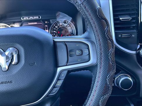 Used 2020 RAM 1500 Big Horn AWD/4WD image 25
