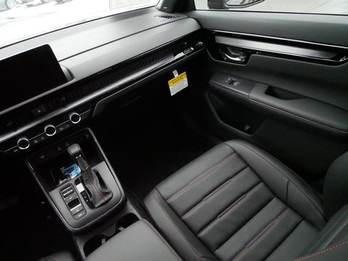 Certified 2026 Honda CR-V Sport Touring image 11