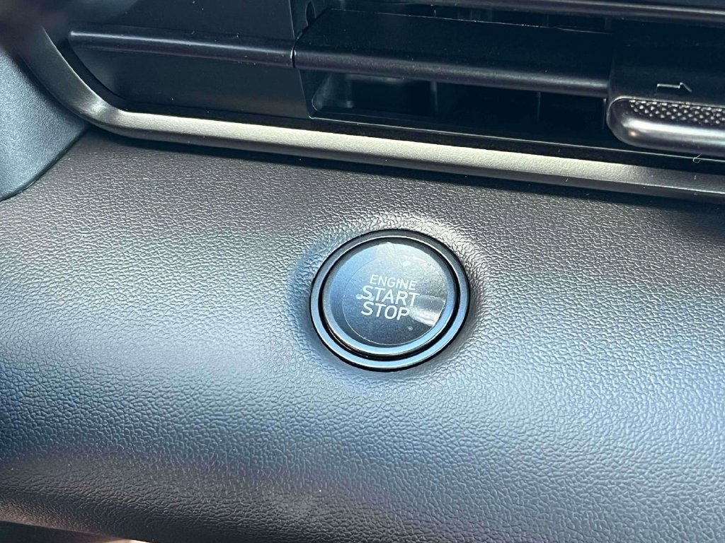 New 2026 Hyundai Elantra SEL Sport FWD image 23