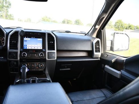 Used 2017 Ford F150 Lariat AWD/4WD image 22