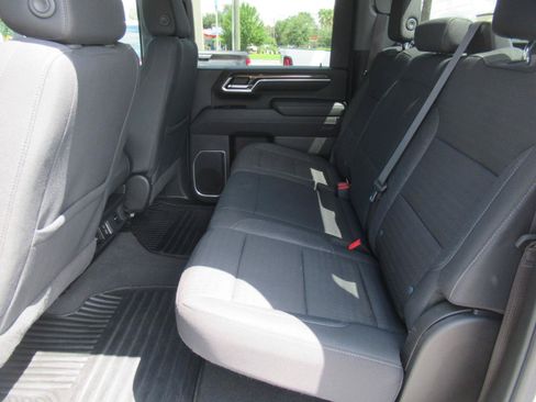 Used 2024 Chevrolet Silverado 3500 LT w/ Convenience Package AWD/4WD image 34