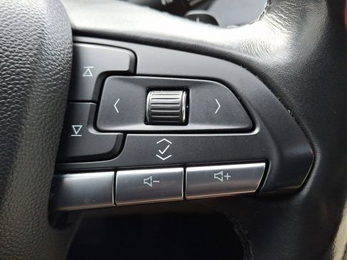 Used 2020 Cadillac XT4 Luxury w/ Cold Weather Package image 24