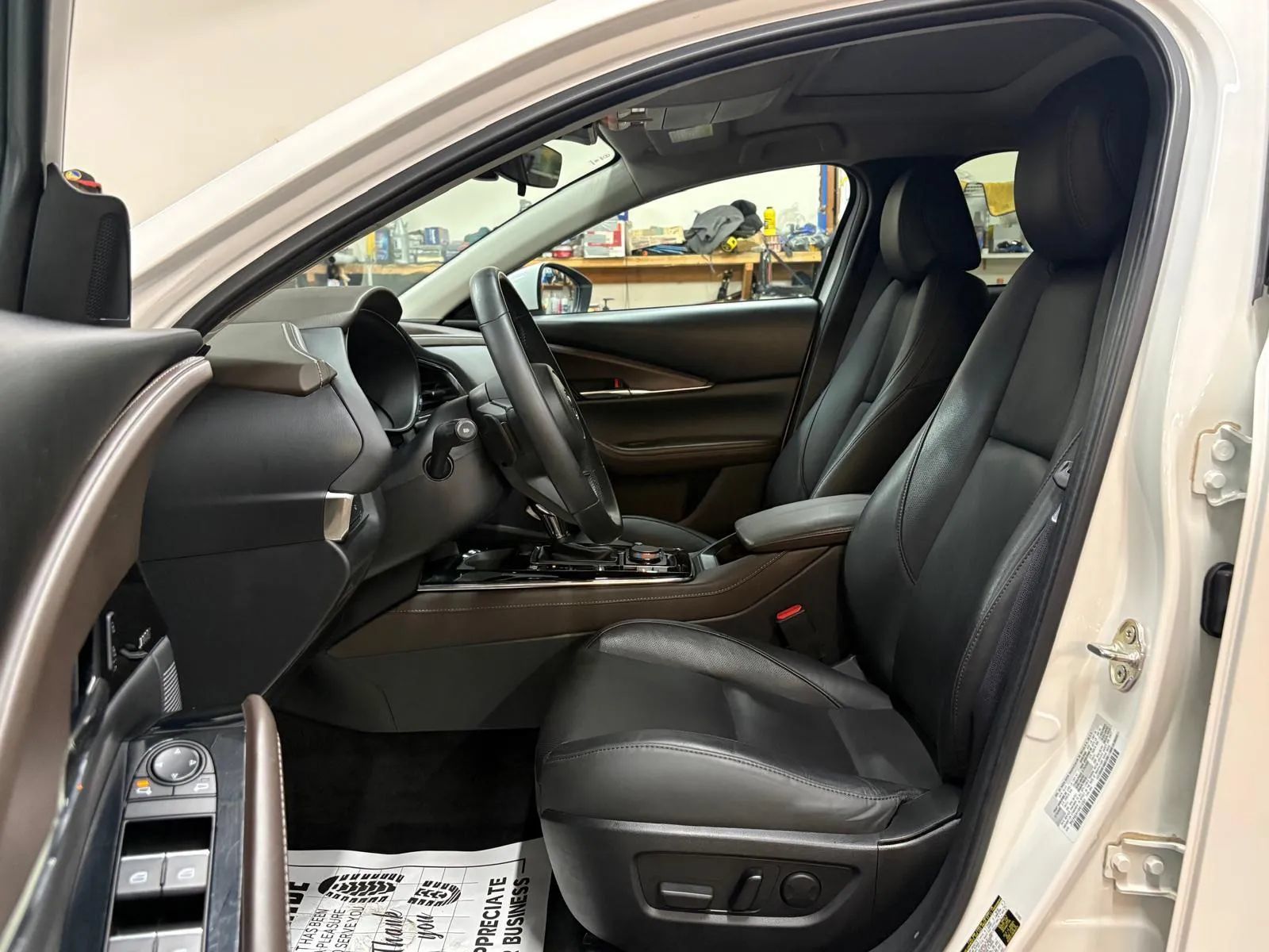 Used 2024 MAZDA CX-30 AWD 2.5 S w/ Premium Package image 16