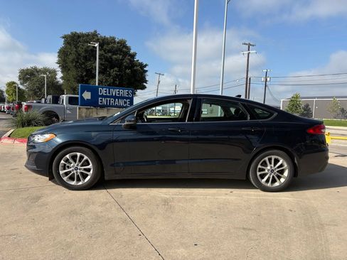 Used 2020 Ford Fusion SE FWD image 8
