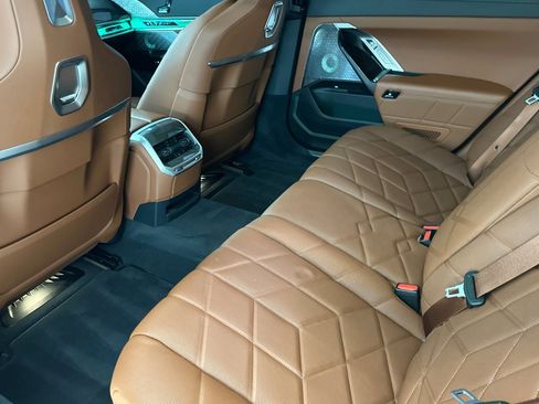 Certified 2024 BMW i7 xDrive60 AWD/4WD image 15