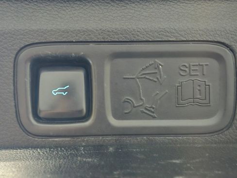 Used 2020 Ford Expedition Max Limited w/ Special Edition Package AWD/4WD image 10