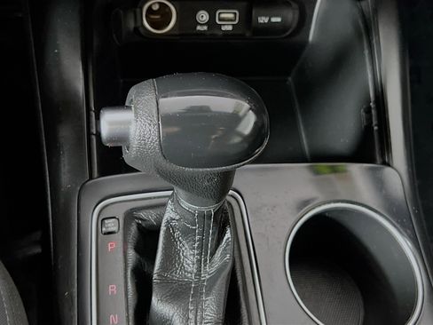 Used 2017 Kia Sorento LX image 23