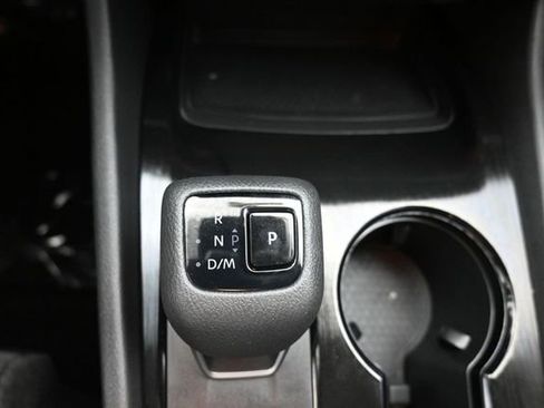 Used 2023 Nissan Rogue SV AWD/4WD image 16