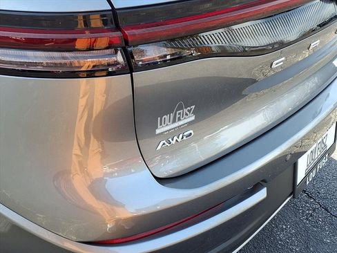 Used 2023 Toyota Crown XLE image 28