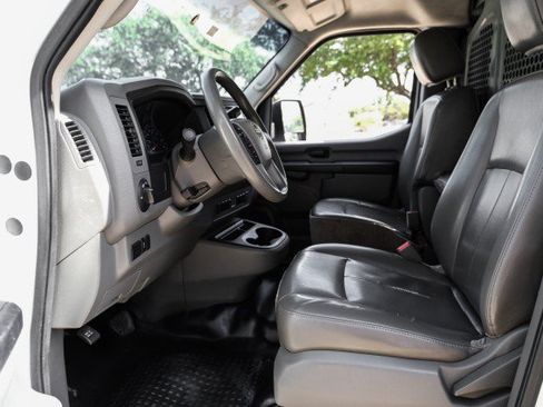 Used 2018 Nissan NV 1500 S RWD image 3