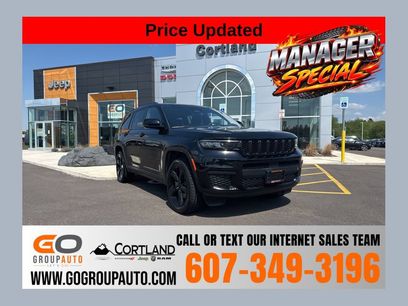 Used 2023 Jeep Grand Cherokee L Laredo