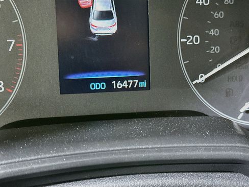 Used 2024 Toyota Corolla LE FWD image 19