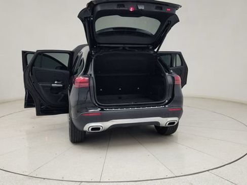 Used 2025 Mercedes-Benz GLA 250 image 18