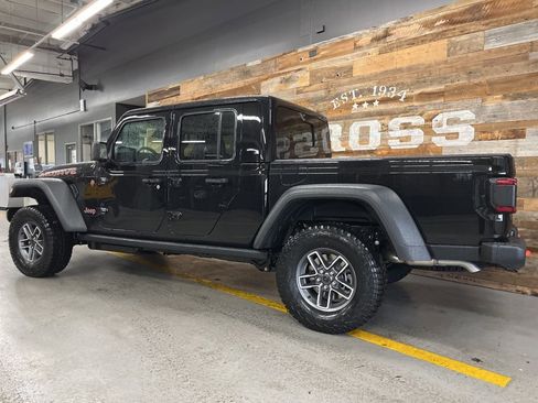 New 2026 Jeep Gladiator Mojave AWD/4WD image 25