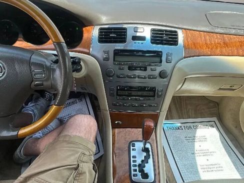 Used 2006 Lexus ES 330 FWD image 12