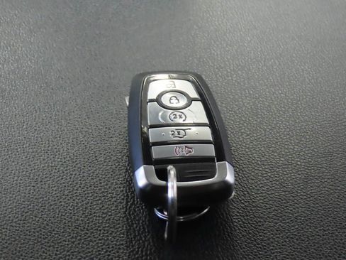 Used 2023 Ford Expedition XLT RWD image 18