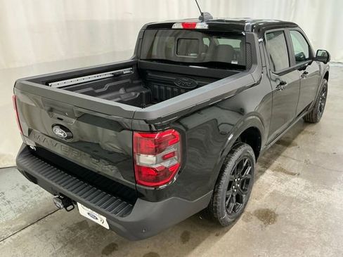 New 2026 Ford Maverick Lariat w/ Black Appearance Package image 3