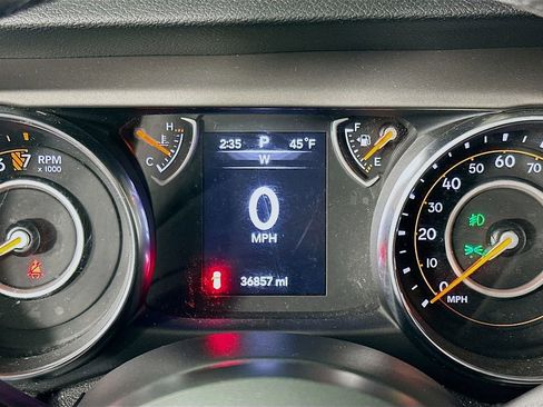 Certified 2019 Jeep Wrangler Sport image 17