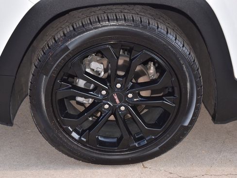 Used 2022 GMC Terrain SLT w/ Infotainment Package II image 37