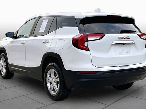 Used 2024 GMC Terrain SLE AWD/4WD image 11