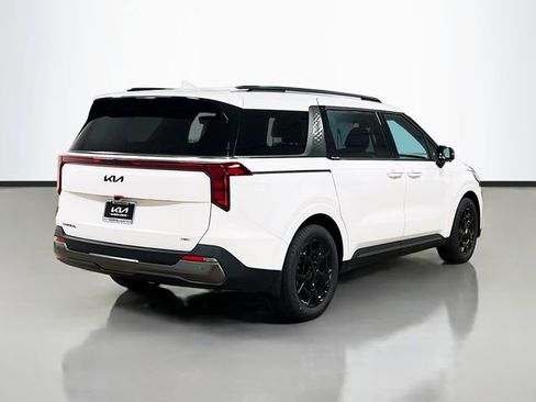 New 2026 Kia Carnival SX w/ SX Dark Edition Package image 7