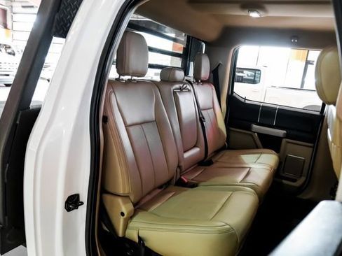 Used 2020 Ford F350 Lariat w/ Lariat Value Package AWD/4WD image 31