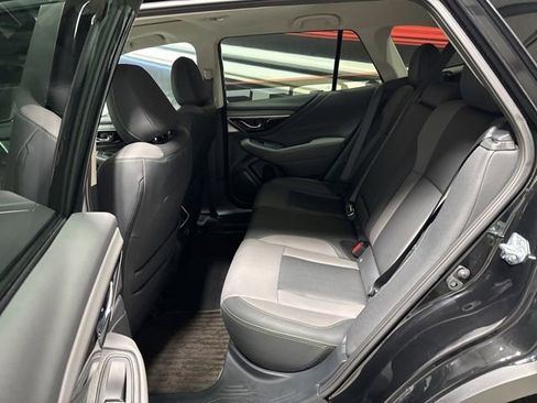 Used 2025 Subaru Outback Onyx Edition AWD/4WD image 14