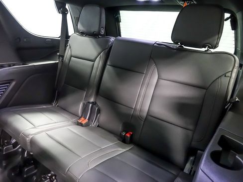 New 2025 Chevrolet Tahoe High Country image 13