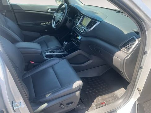 Used 2018 Hyundai Tucson SEL Plus w/ Cargo Package AWD/4WD image 15