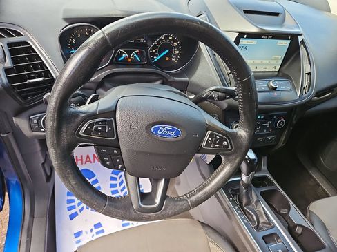 Used 2018 Ford Escape SE w/ SE Sport Appearance Package FWD image 13