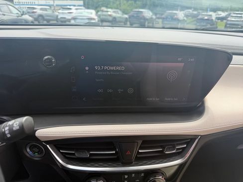 Used 2024 Buick Encore GX Sport Touring AWD/4WD image 19