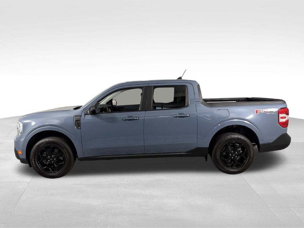 Used 2024 Ford Maverick Lariat w/ FX4 Off-Road Package AWD/4WD image 10