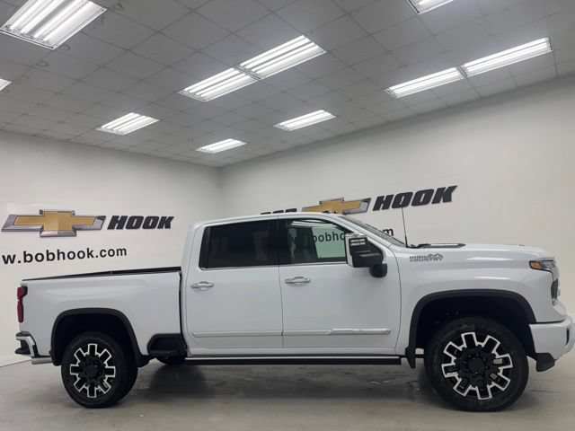 New 2026 Chevrolet Silverado 2500 High Country w/ High Country Premium Package AWD/4WD image 4