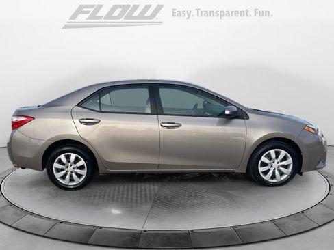 Used 2014 Toyota Corolla LE image 9