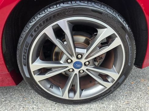 Used 2019 Ford Fusion Titanium AWD/4WD image 10