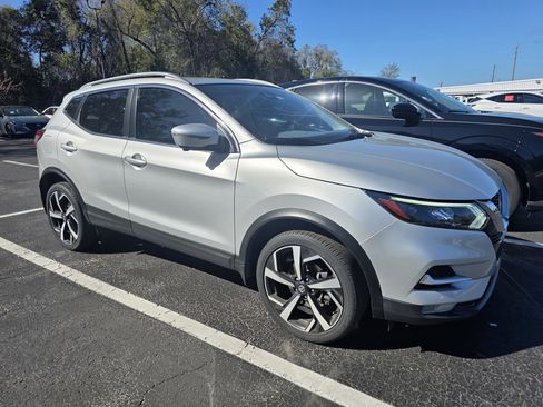 Certified 2020 Nissan Rogue Sport SL w/ Premium Package image 1