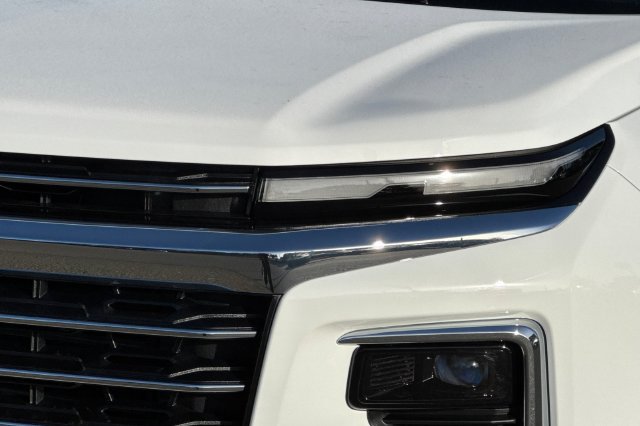 New 2027 Chevrolet Traverse LT w/ Driver Confidence Package FWD image 39
