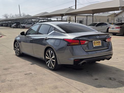 Used 2020 Nissan Altima 2.5 SR image 5