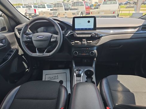 Used 2025 Ford Escape ST-Line FWD image 16