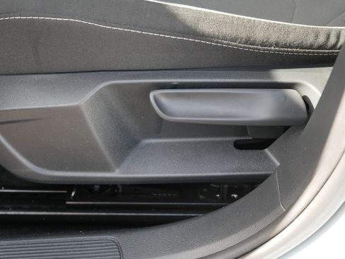 Used 2025 Volkswagen Jetta Sport FWD image 20