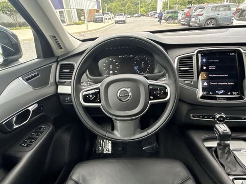 Used 2021 Volvo XC90 T5 Momentum w/ Climate Package AWD/4WD image 24