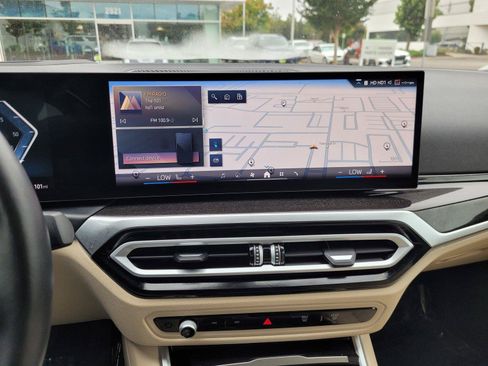 Used 2024 BMW i4 eDrive35 w/ Premium Package RWD image 29