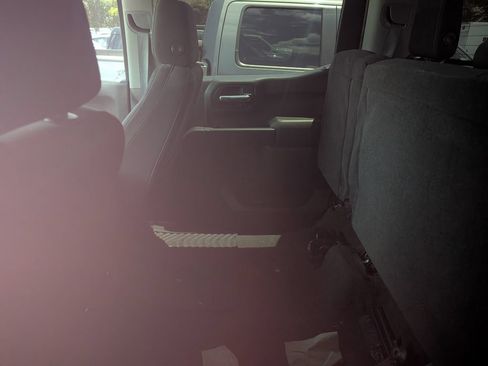 Used 2022 Chevrolet Silverado 1500 Custom w/ Safety Confidence Package AWD/4WD image 7