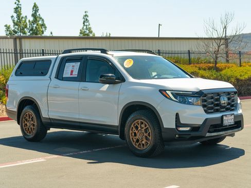Used 2024 Honda Ridgeline TrailSport image 3