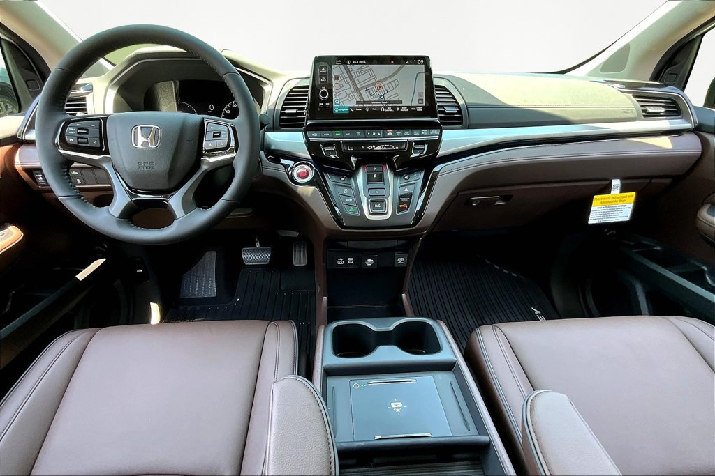 New 2027 Honda Odyssey Touring image 7