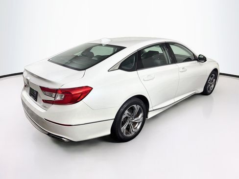 Used 2018 Honda Accord EX-L image 9